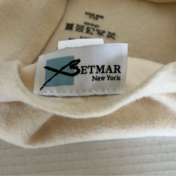 Betmar New York Vintage Ivory 100% Pure New Wool Beret Classic Chic Hat - Picture 6 of 9